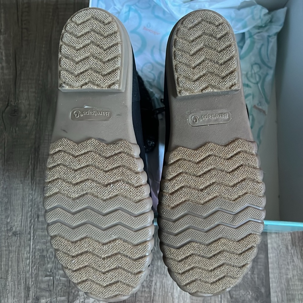 BARETRAPS Shoes - Picture 3 of 3